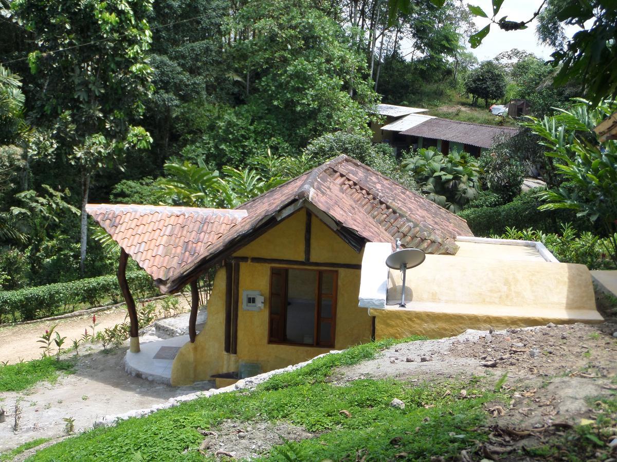 Hosteria "El Encanto" San Miguel de los Bancos Exterior foto